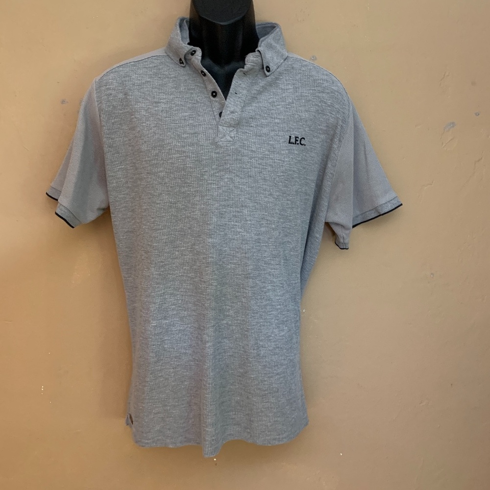 Liverpool Football Club Soccer Polo Large AUTHENTIC licensed merch Gently worn
